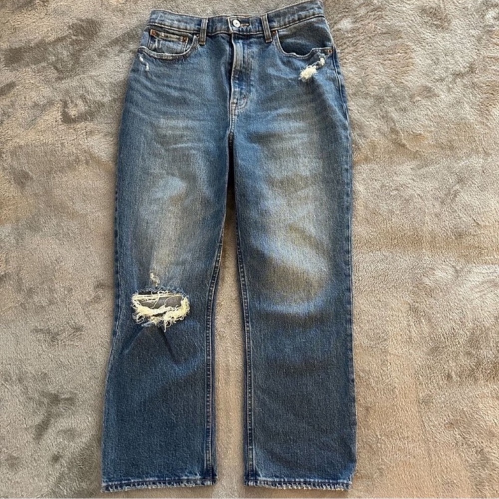 Abercrombie & Fitch Ultra High Rise Kick Flare Curve Love Jeans - Picture 3 of 12